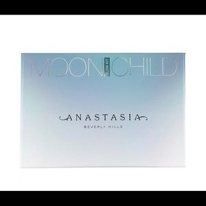 New Anastasia Beverly Hills Glow Kit Moon child 🍭